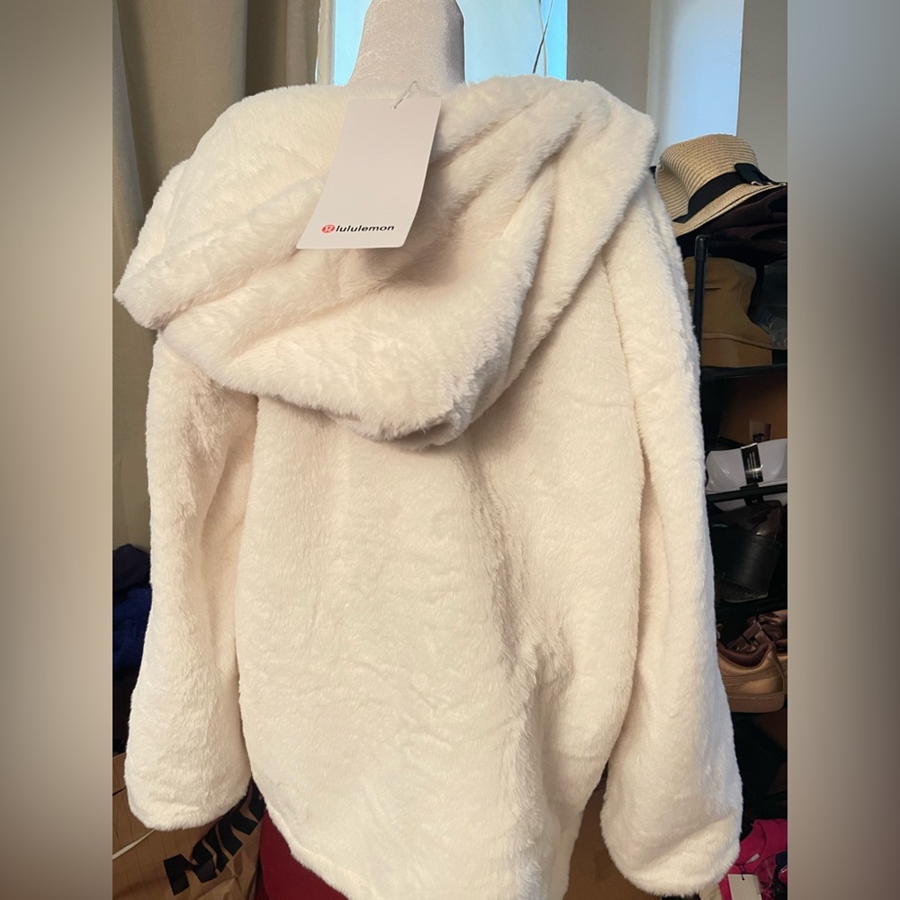 Winter jacket - Picture 4 of 4